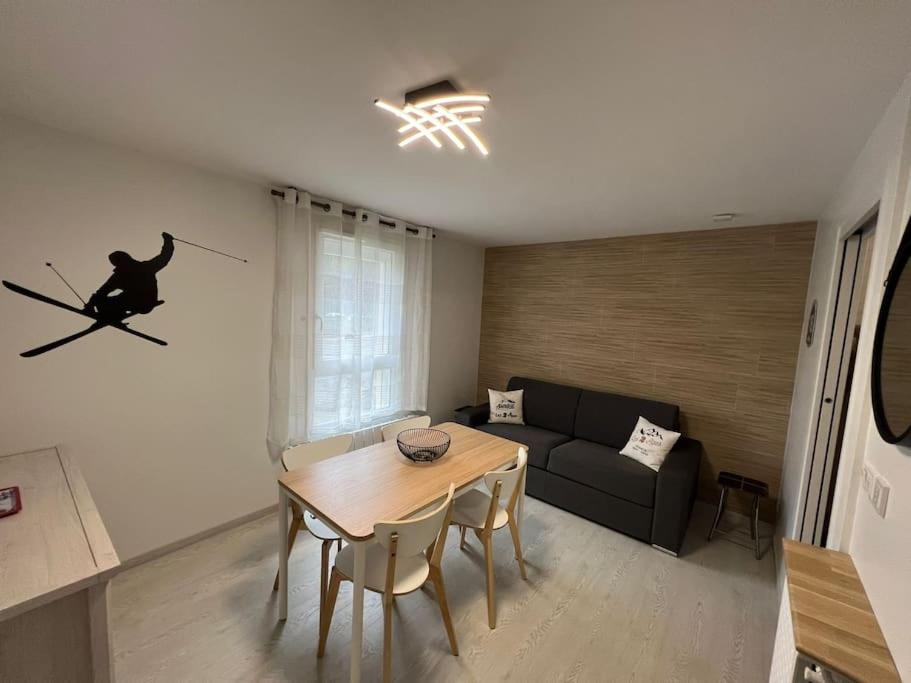 4 Pers, Pied Des Pistes, Wifi, Netflix, Lave-vaisselle Apartment